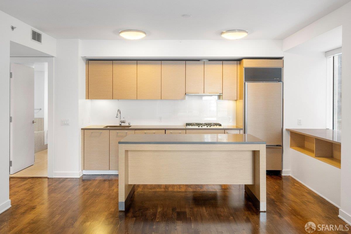 301 Mission Street # 7C