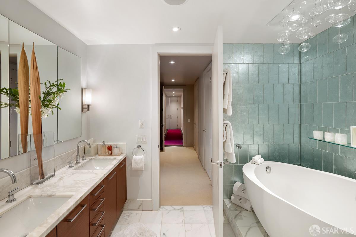 301 Mission Street # 27C