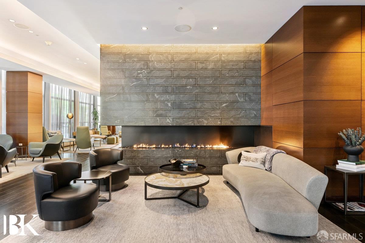 301 Mission Street # 43D