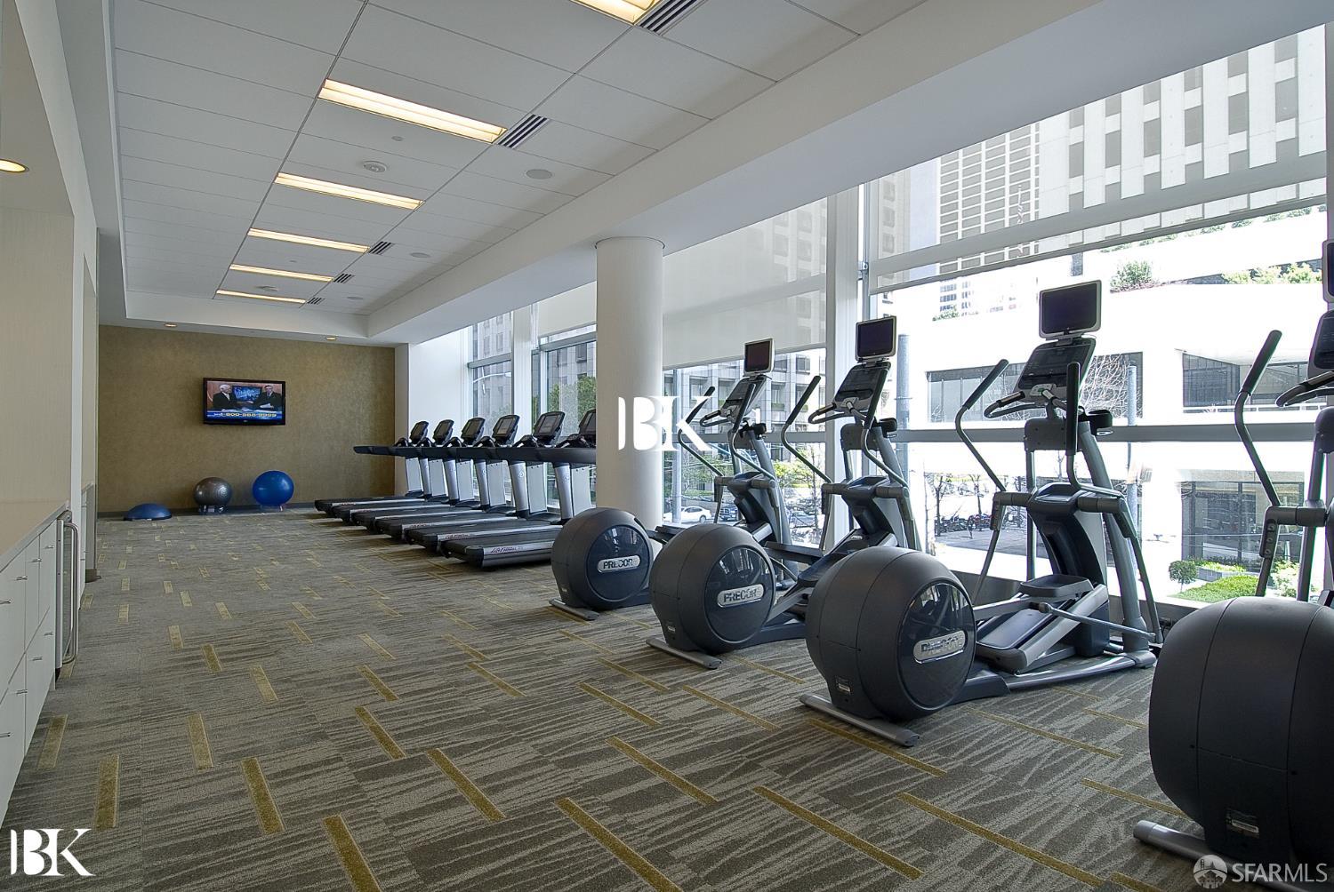 301 Mission Street # 43D