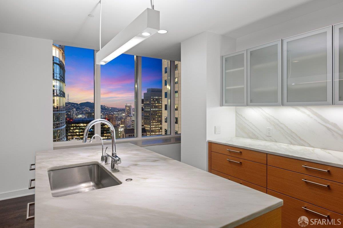 301 Mission Street # 50A