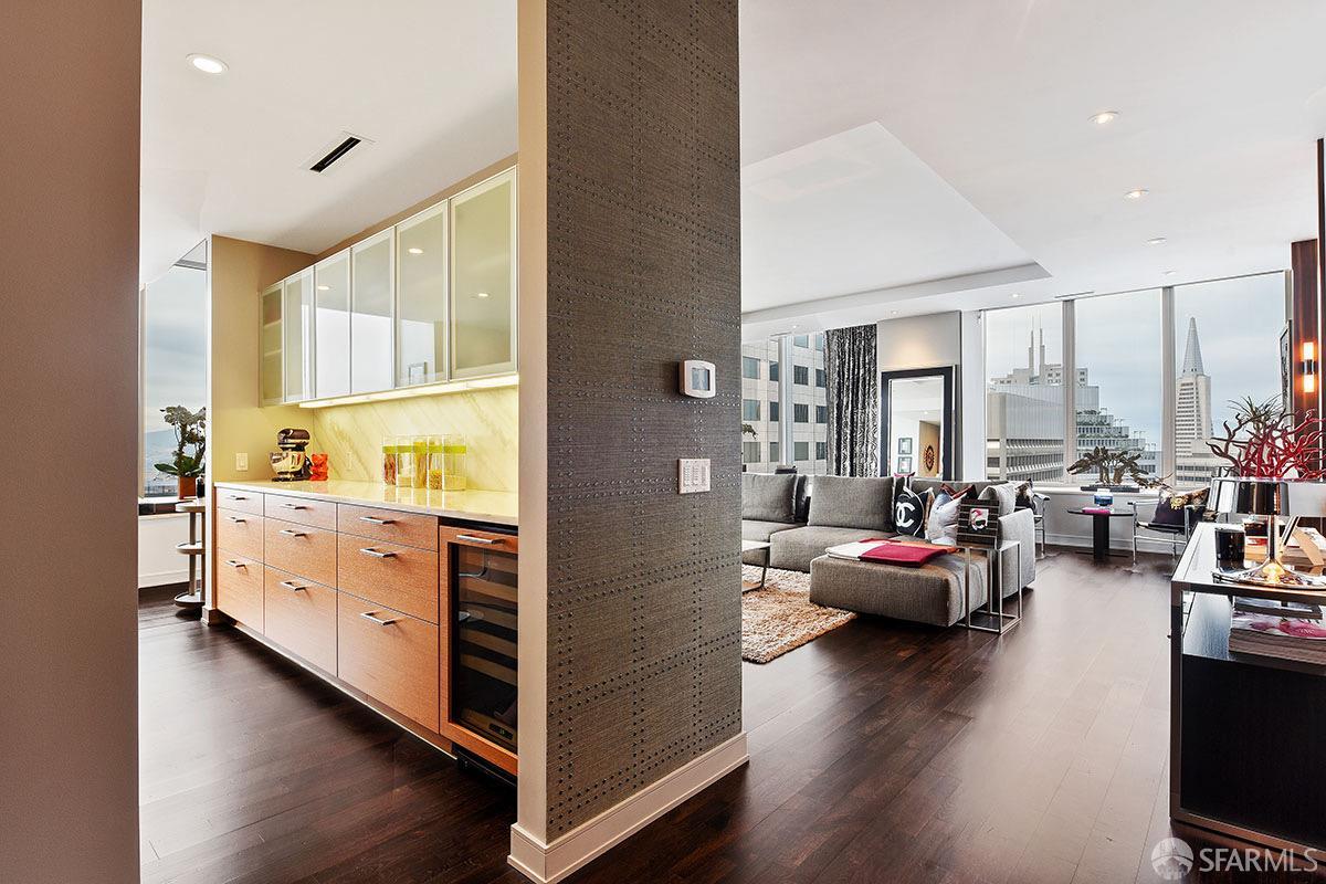 301 Mission Street # 49A