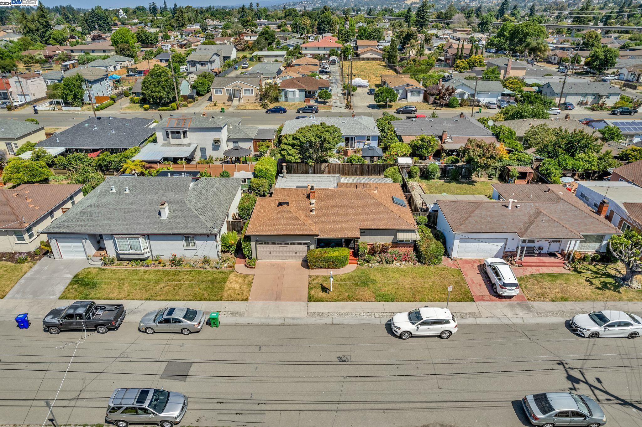 356 Saint George St