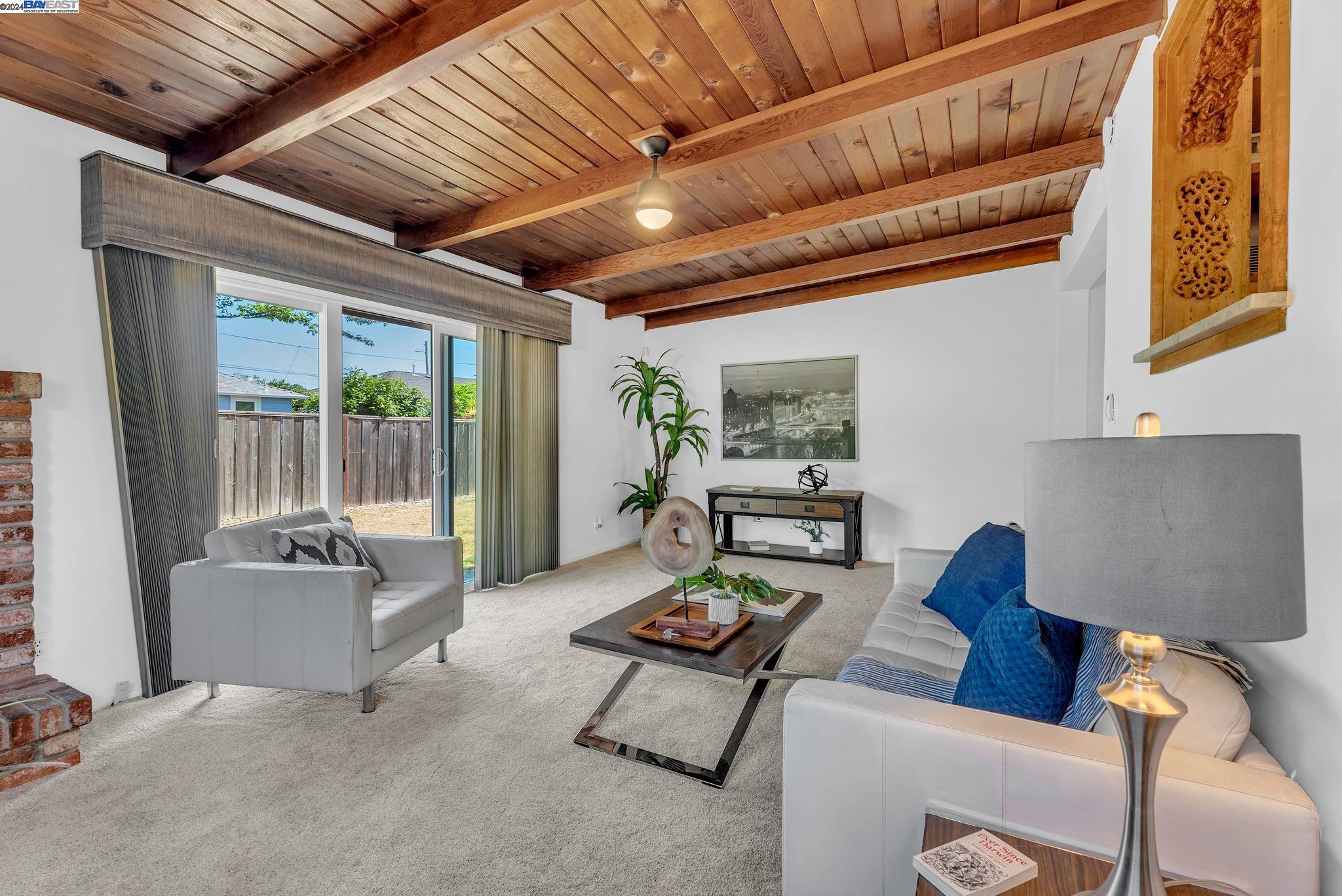 356 Saint George St