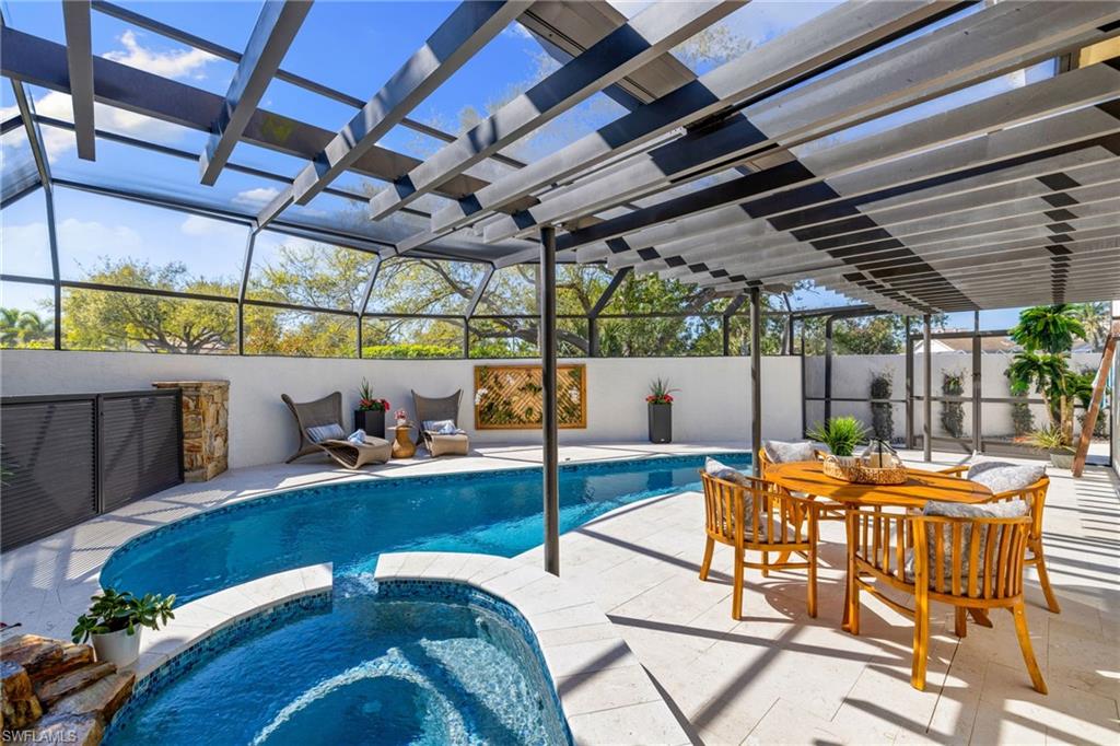 6805 Sand Pointe CIR