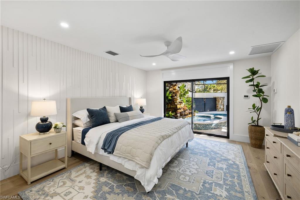 6805 Sand Pointe CIR