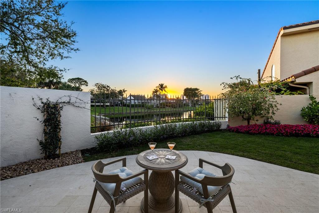 6805 Sand Pointe CIR