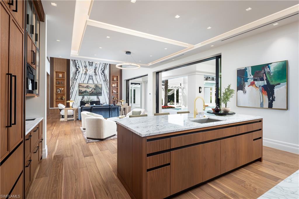 616 BOUGAINVILLEA RD