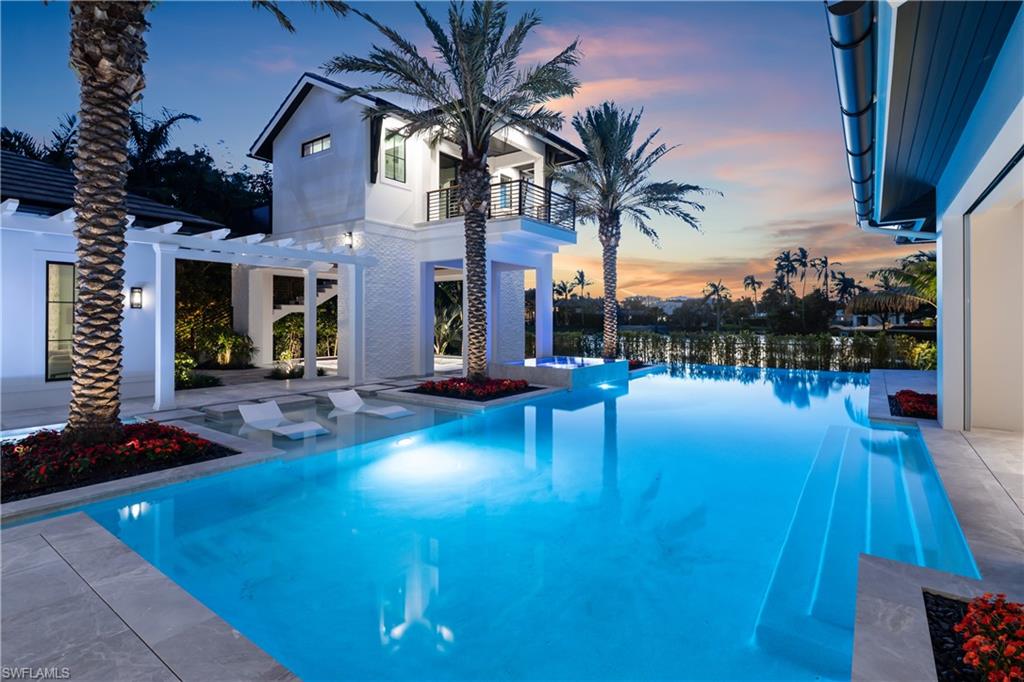 616 BOUGAINVILLEA RD