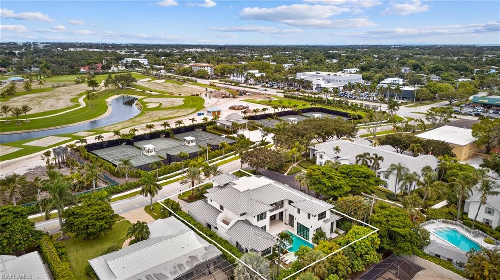 774 GOLF DR