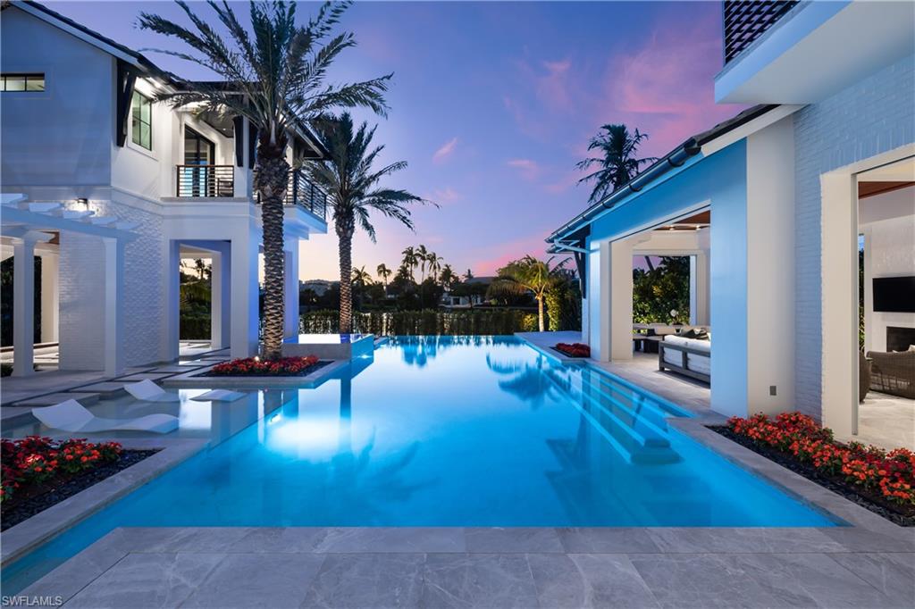 616 BOUGAINVILLEA RD