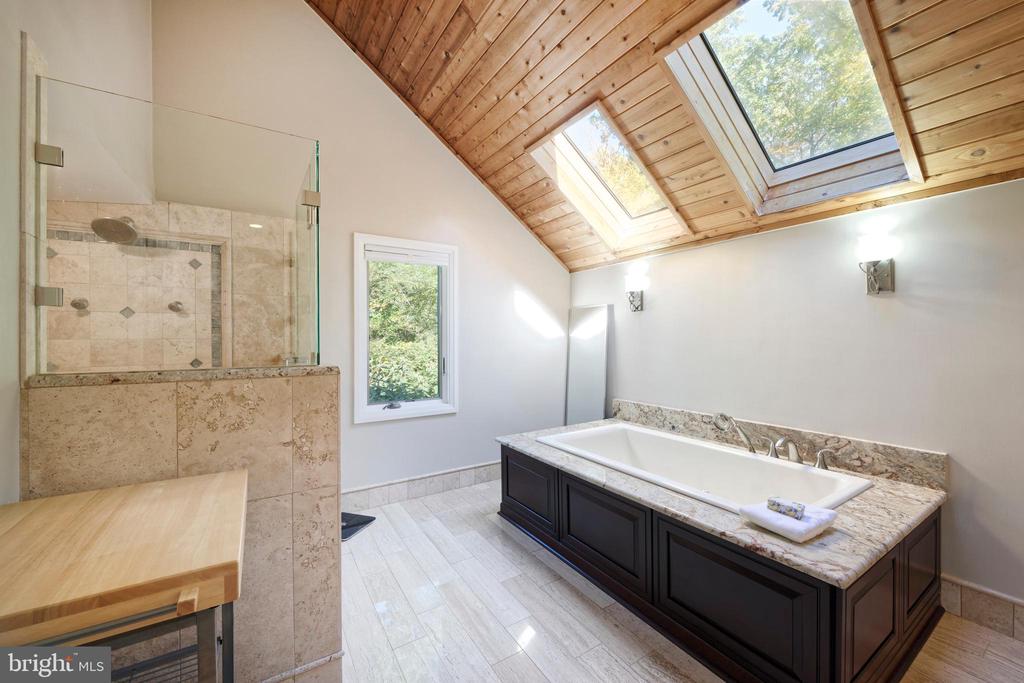 20615 BLUERIDGE MOUNTAIN ROAD
