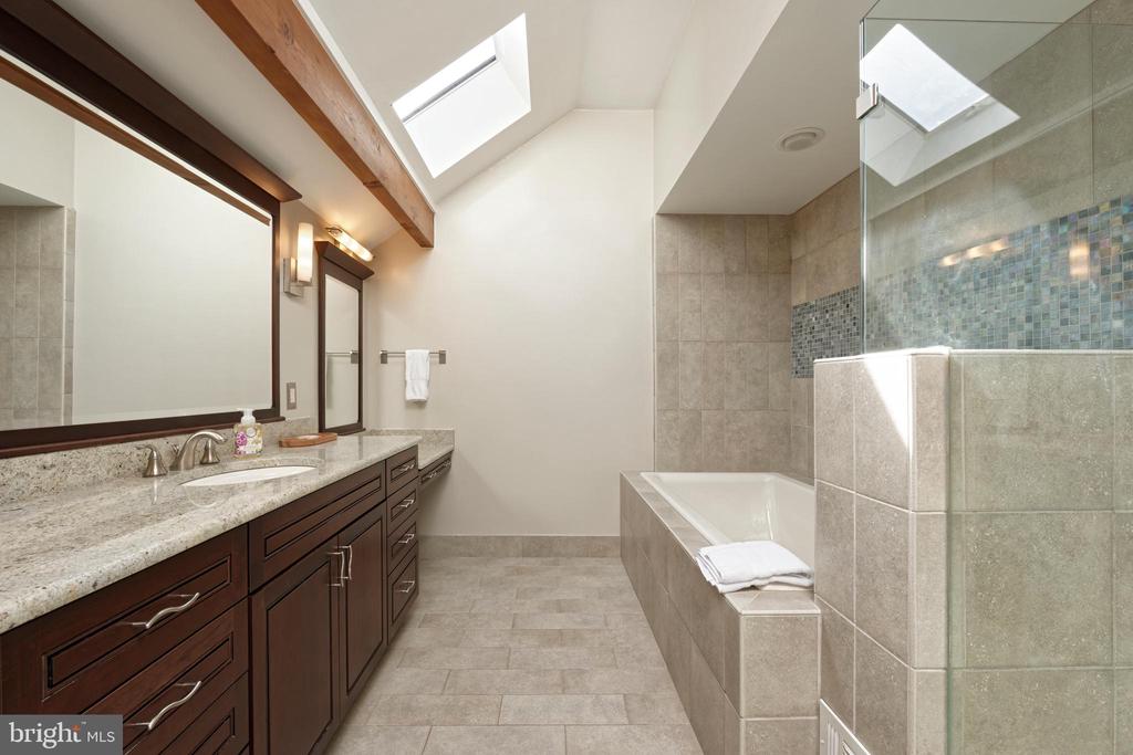 20615 BLUERIDGE MOUNTAIN ROAD