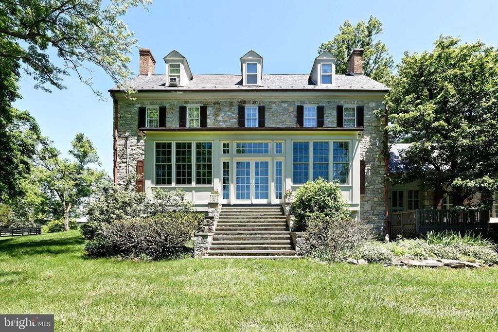294 MILTON VALLEY LANE