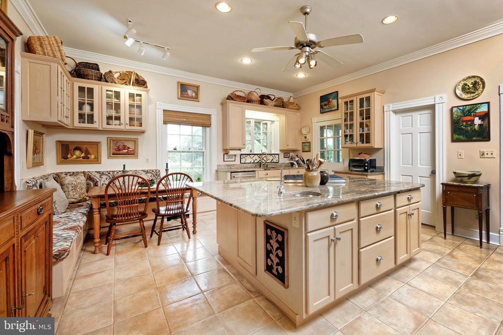 294 MILTON VALLEY LANE