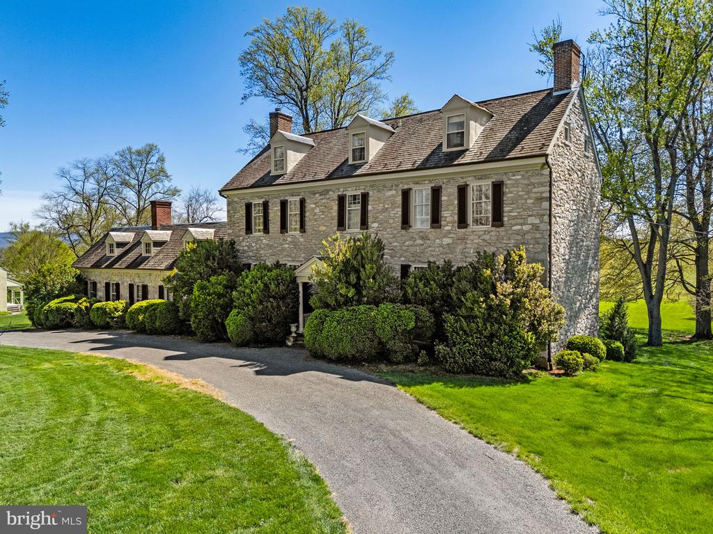 294 MILTON VALLEY LANE