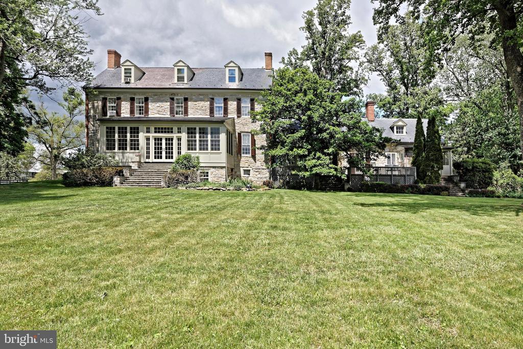 294 MILTON VALLEY LANE