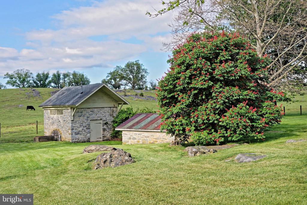 294 MILTON VALLEY LANE
