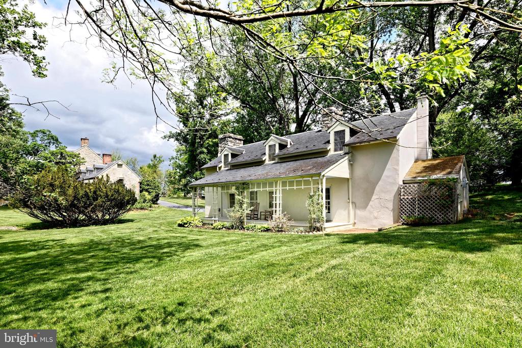 294 MILTON VALLEY LANE