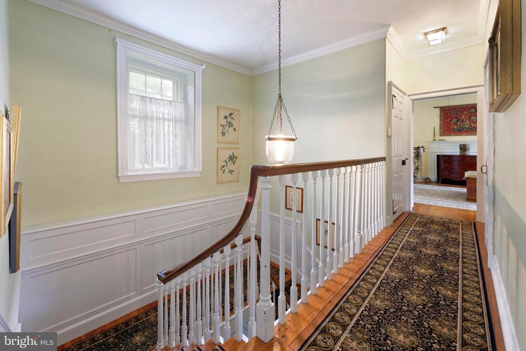 294 MILTON VALLEY LANE
