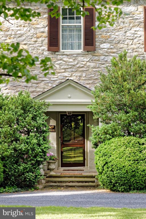 294 MILTON VALLEY LANE