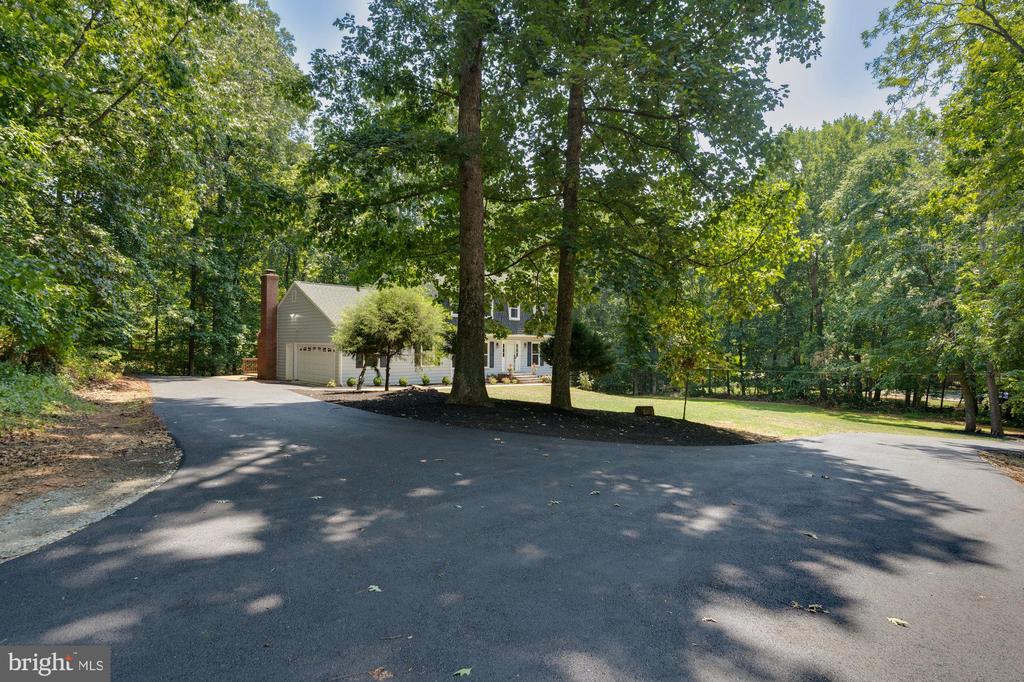 6279 MILLWOOD DRIVE