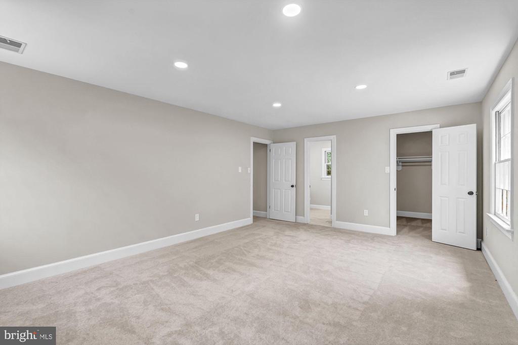 6279 MILLWOOD DRIVE