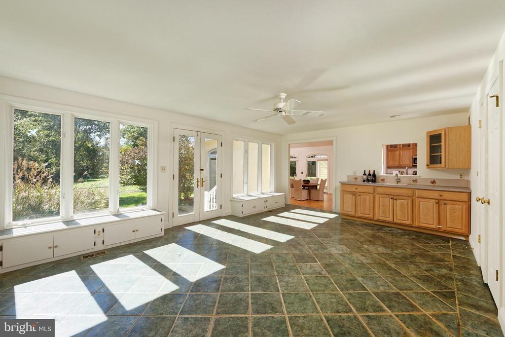 1225 DUNVEGAN DRIVE