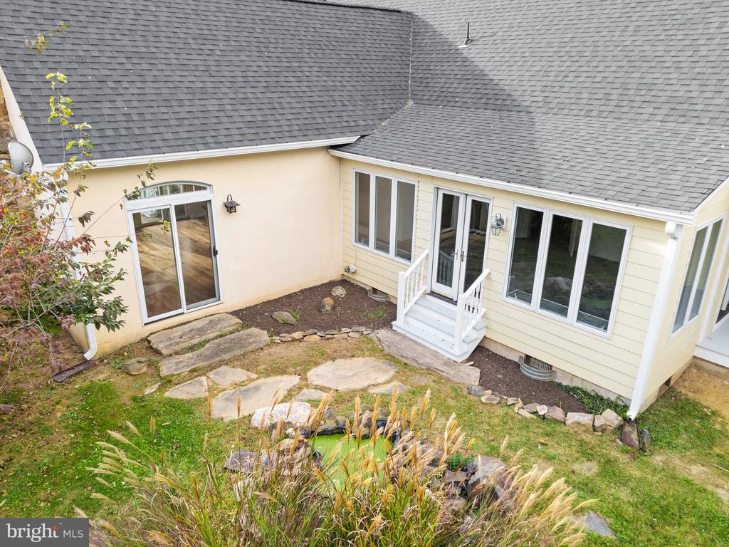 1225 DUNVEGAN DRIVE