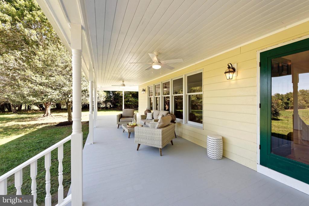 1225 DUNVEGAN DRIVE