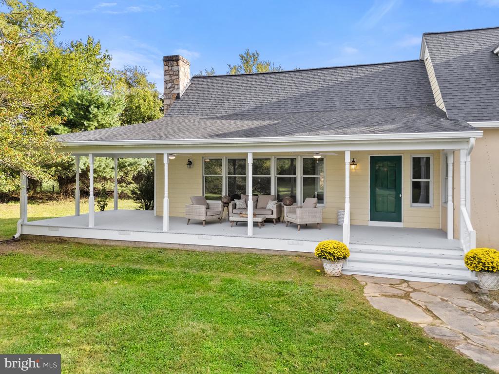 1225 DUNVEGAN DRIVE