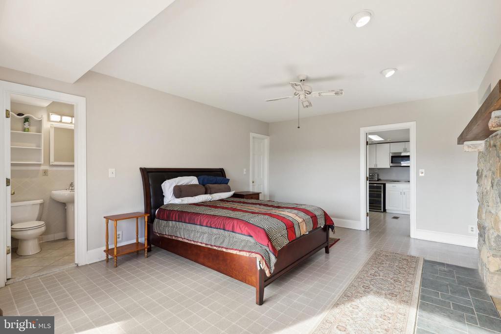 3624 LEEDS MANOR ROAD