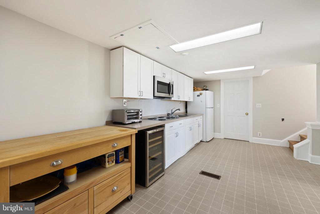 3624 LEEDS MANOR ROAD