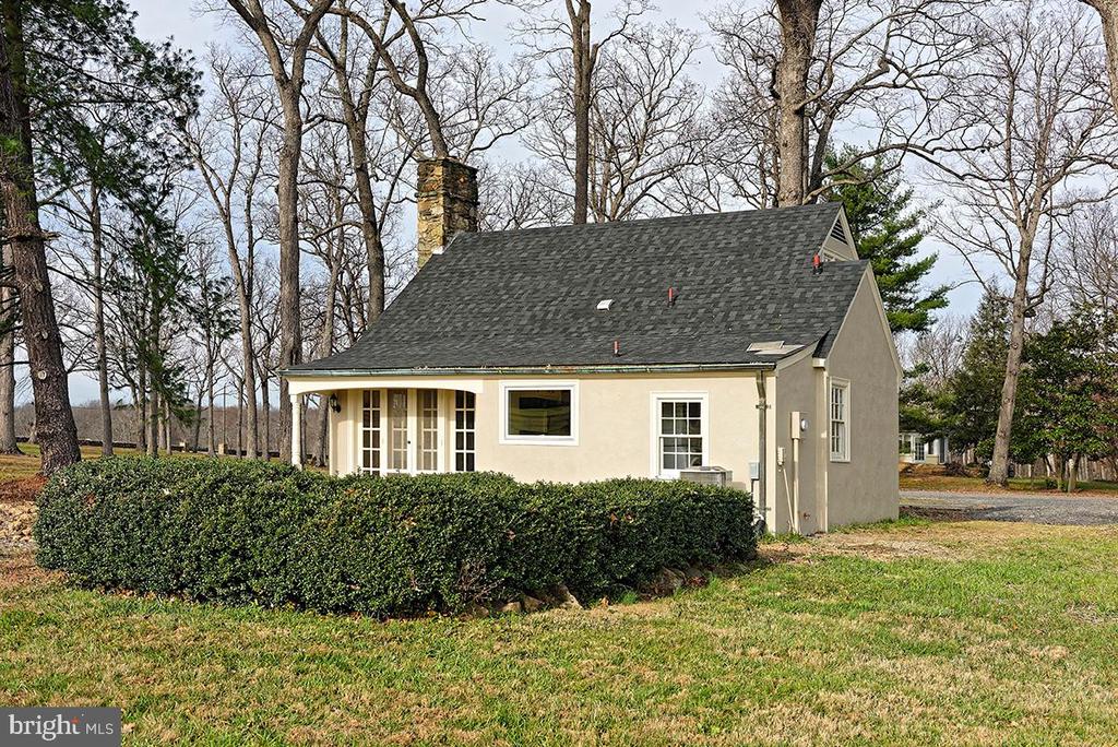 2083 ATOKA ROAD