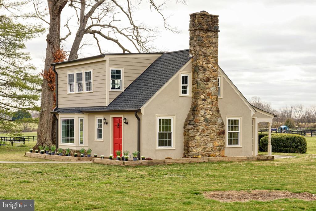 2083 ATOKA ROAD