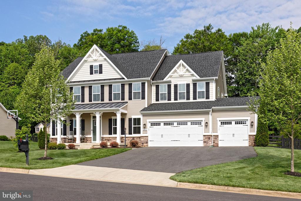 6400 BOB WHITE DRIVE