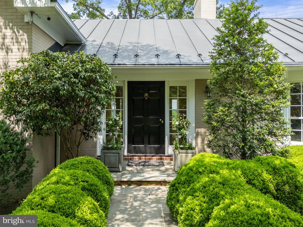 6452 OLD GOOSE CREEK ROAD