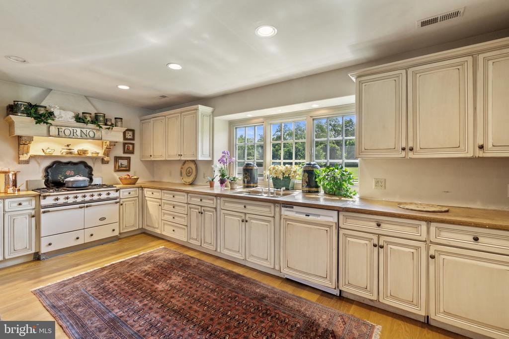 6289 COON TREE ROAD