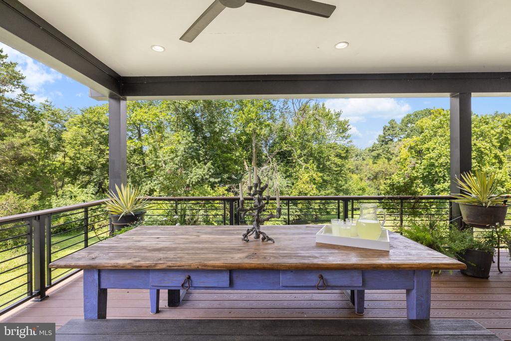 6440 JOHN S MOSBY HIGHWAY