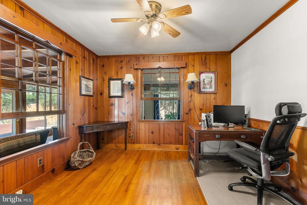 306 STUYVESANT STREET