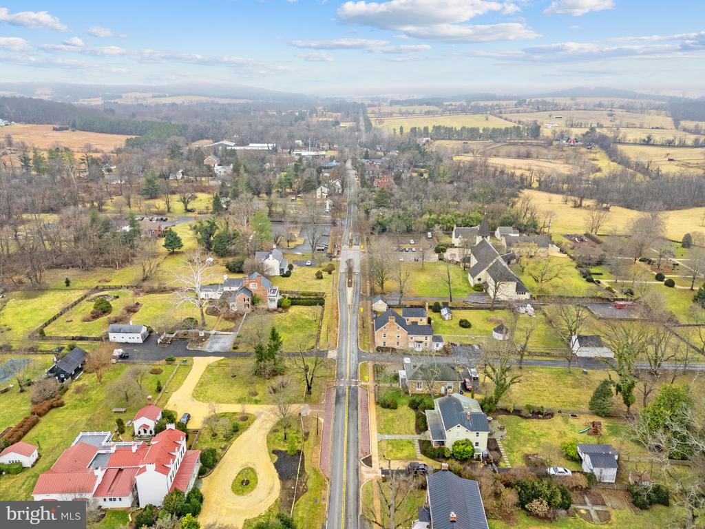 9090 JOHN S MOSBY HIGHWAY