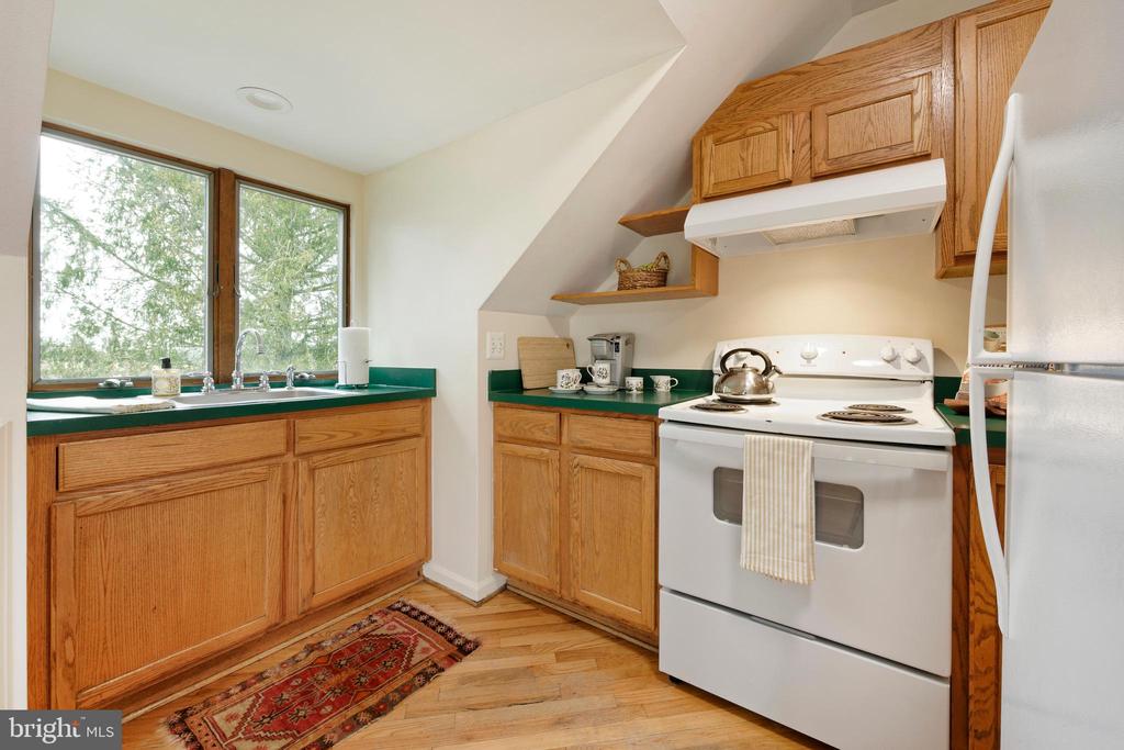 2211 - Apt #2 HATCHERS MILL ROAD