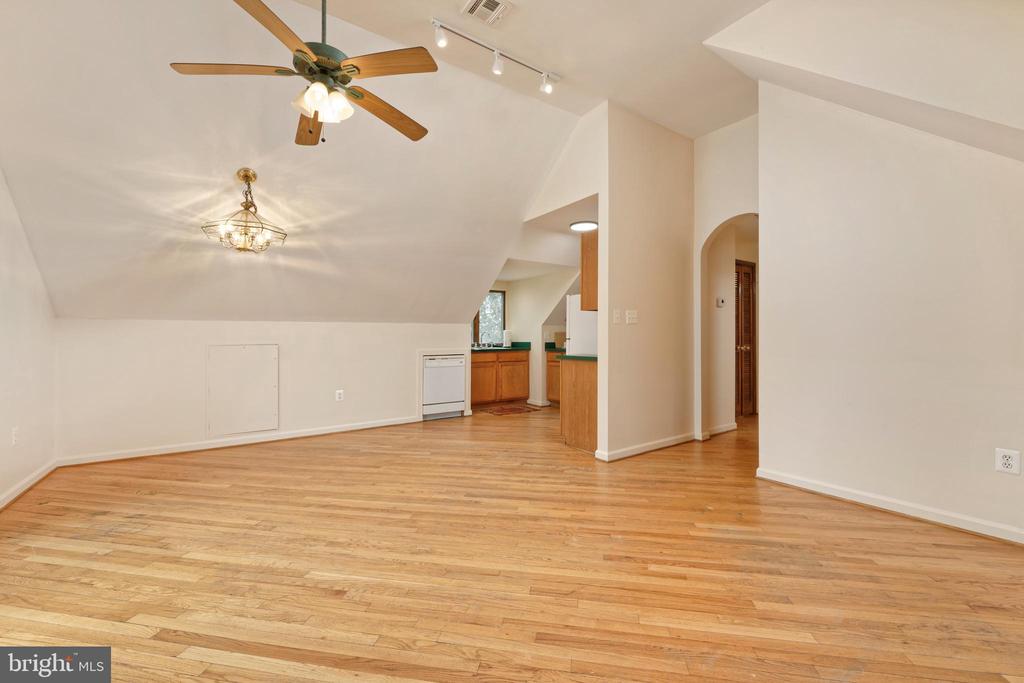 2211 - Apt #2 HATCHERS MILL ROAD