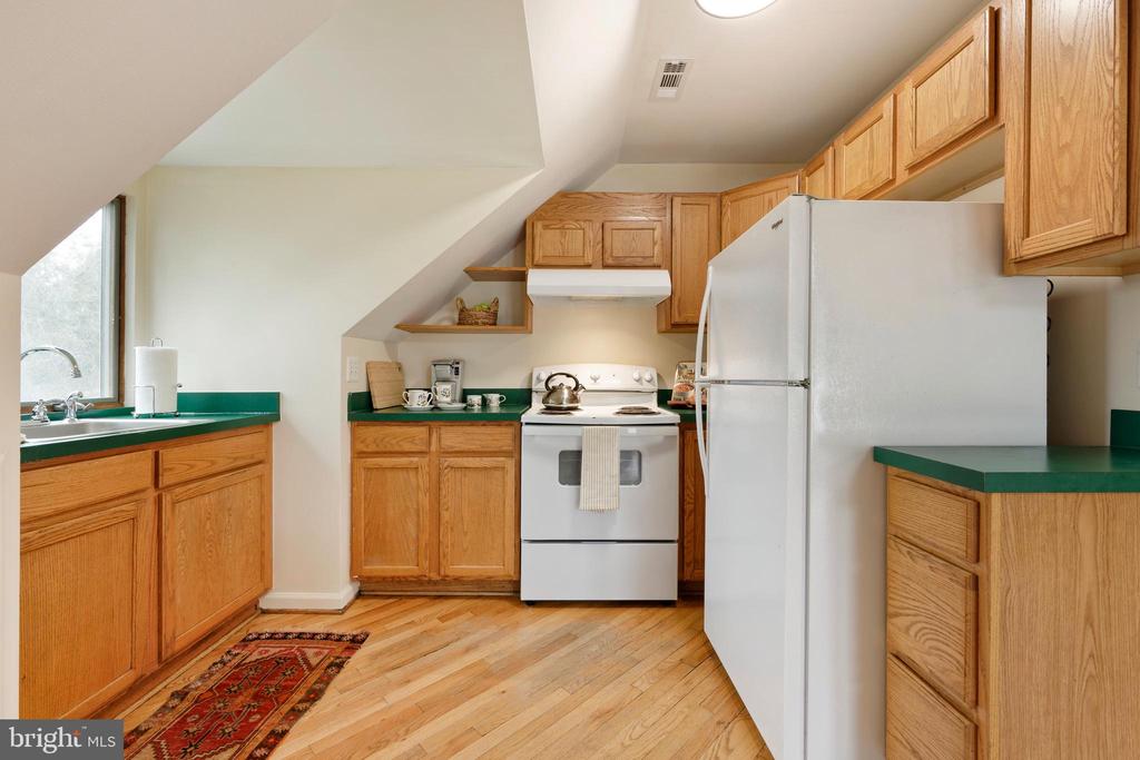 2211 - Apt #2 HATCHERS MILL ROAD