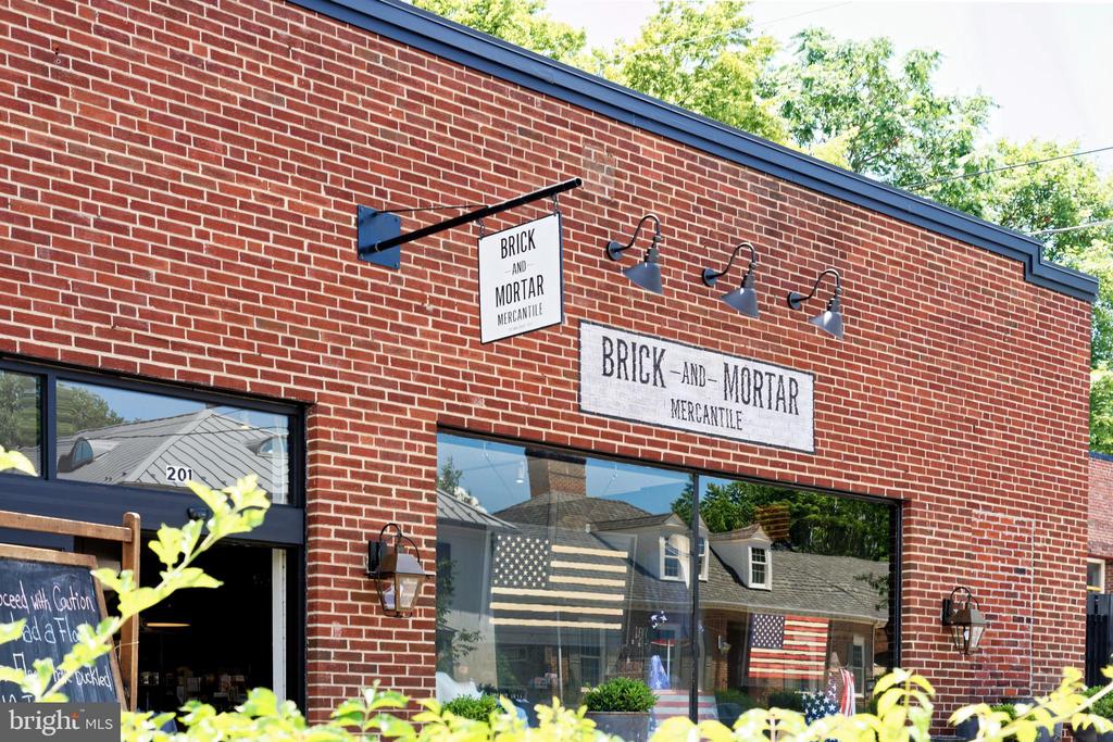 2211 - Apt #2 HATCHERS MILL ROAD