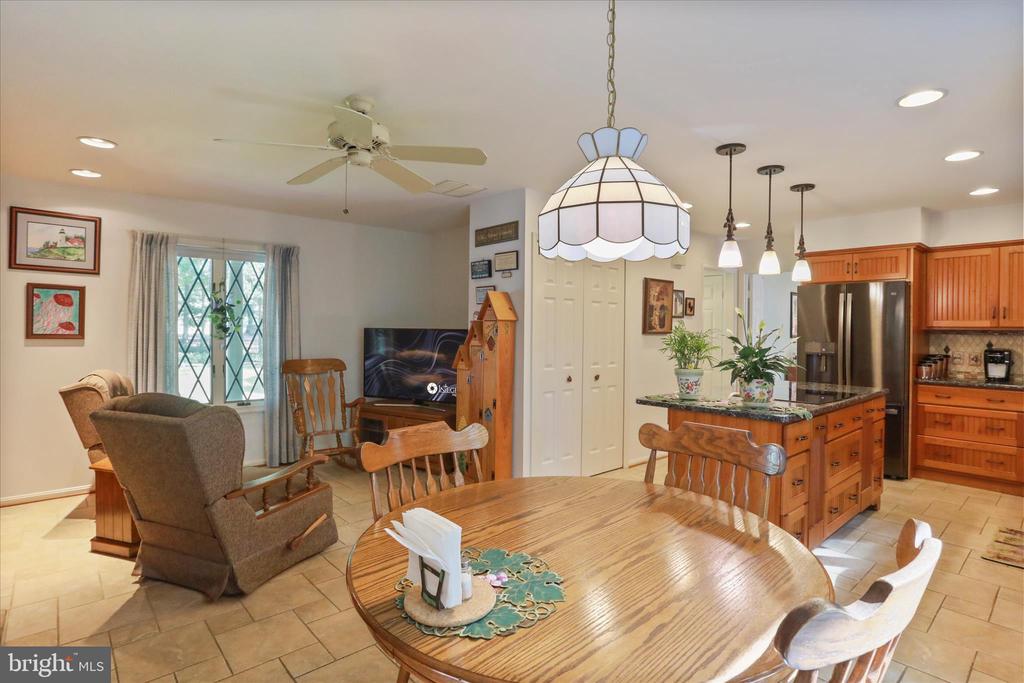 9387 COVENANT HILL LANE