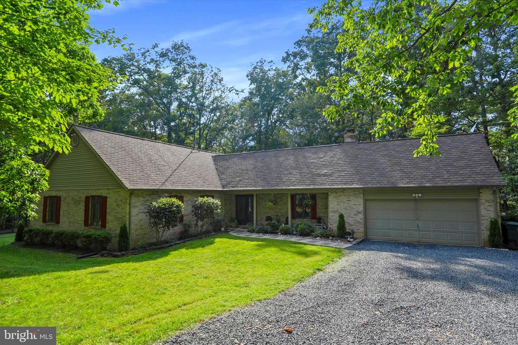 9387 COVENANT HILL LANE
