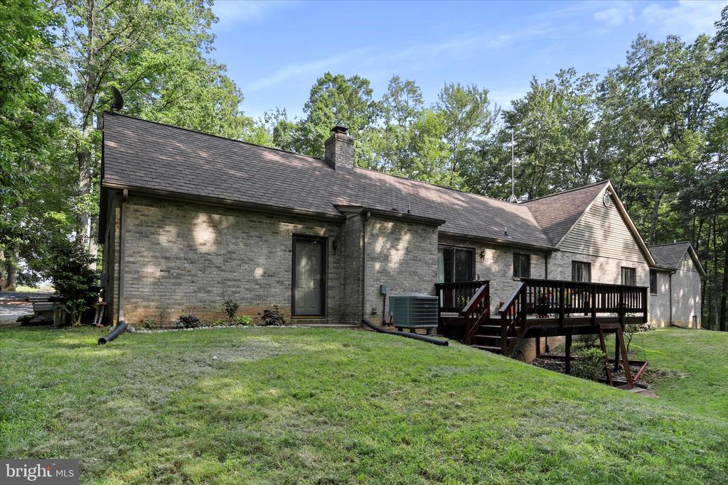 9387 COVENANT HILL LANE