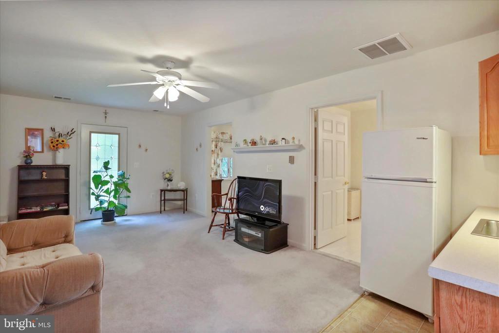 9387 COVENANT HILL LANE