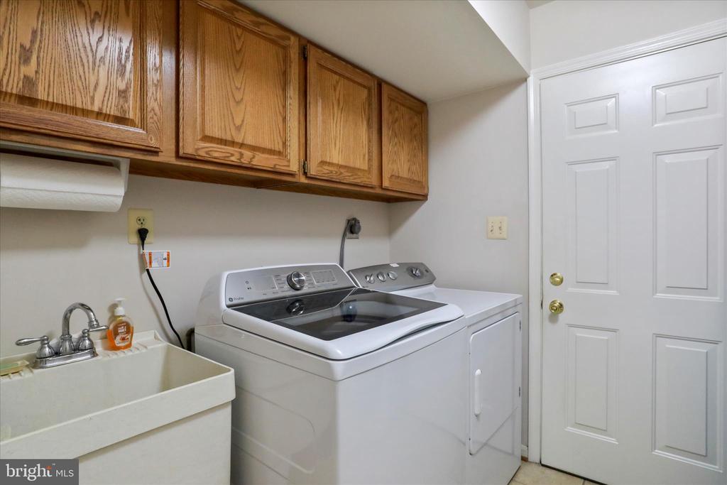 9387 COVENANT HILL LANE